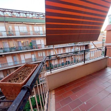 Hôtel 12Min Da Roma Centro Stanza Grande E Luminosa à Ciampino Extérieur photo