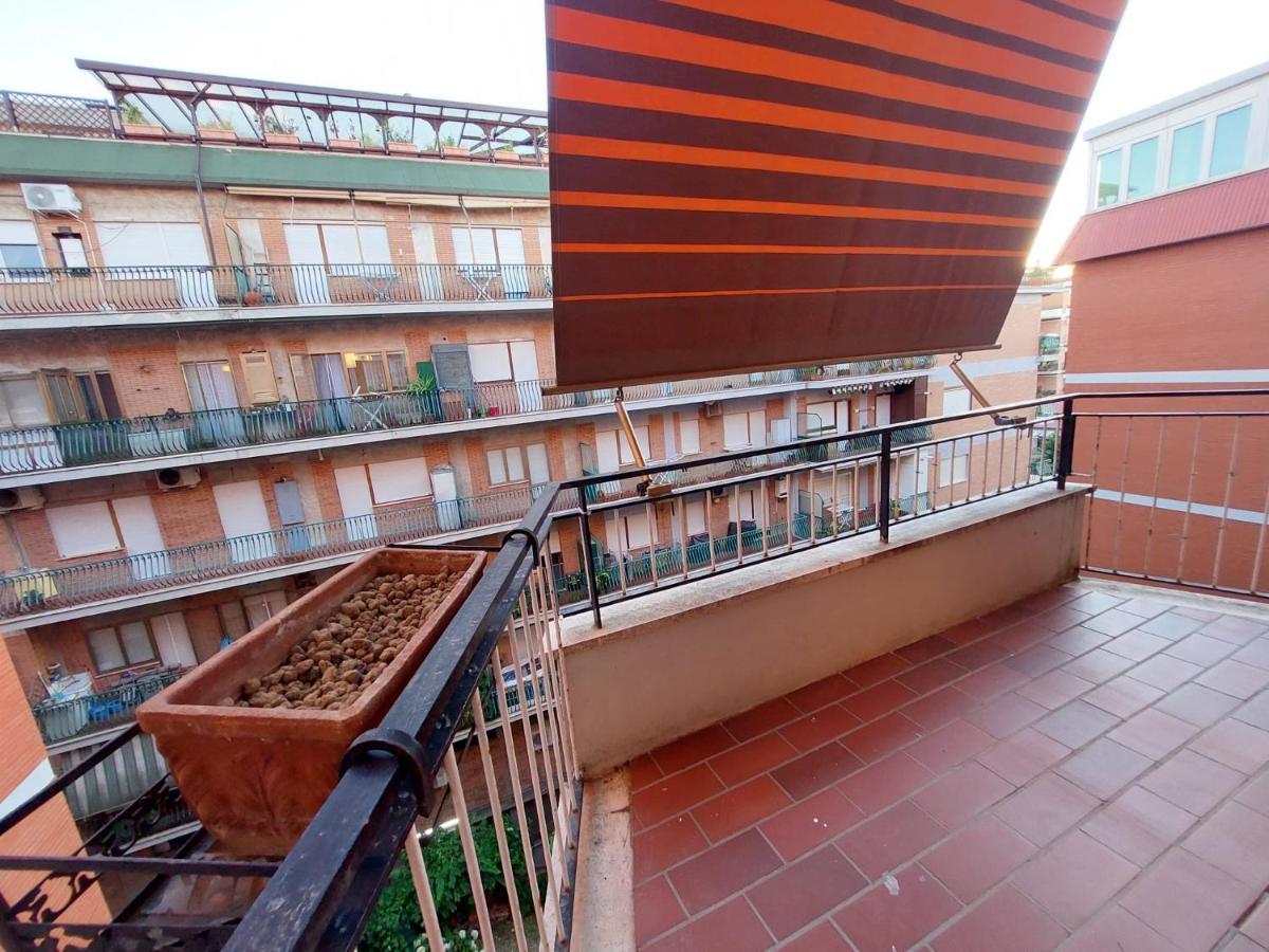 Hôtel 12Min Da Roma Centro Stanza Grande E Luminosa à Ciampino Extérieur photo
